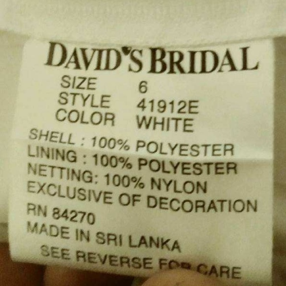 Stunning Wedding Dress - Picture 6 of 8